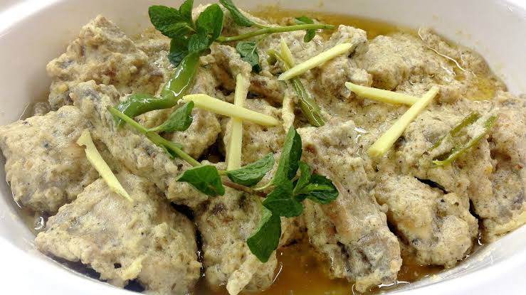 Beef White Karahi 1 KG Daig catering in Karachi — Khanzada Pakwan Center